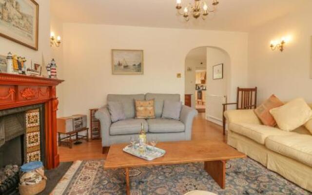 Marine Cottage
