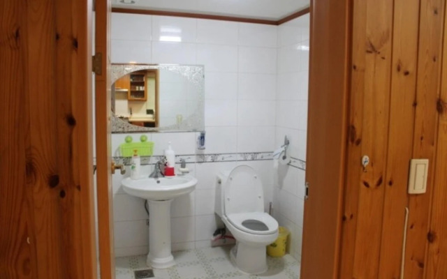 Youngwol Sky Pension Camping