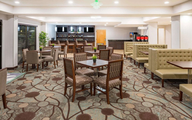Wyndham Garden Greenville Airport