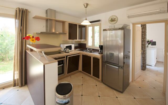 Le Hameau de l'Oliveraie