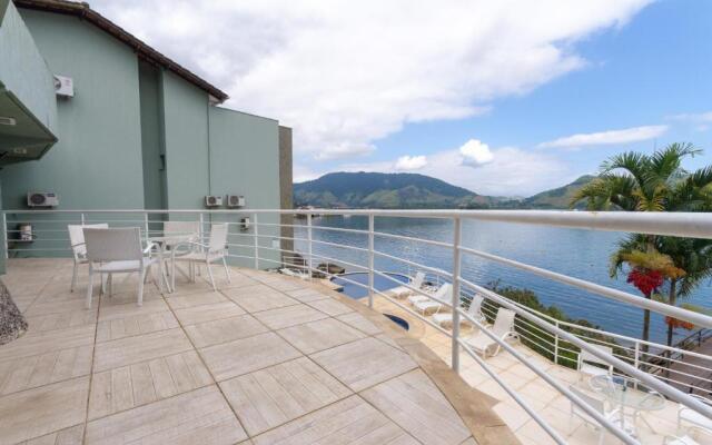 Apartamento pé na areia, vista cinematográfica!