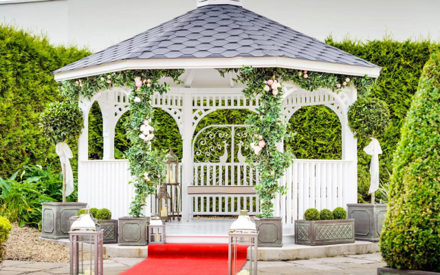 Killarney Oaks Hotel