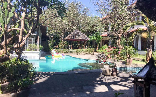 Sari Bali Resort