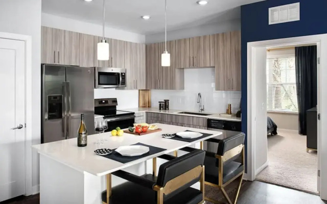 MONDRIAN Luxury Suites & Villas
