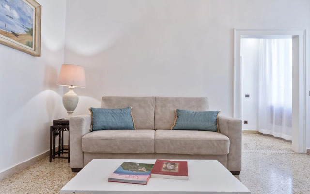 Tolentini Canal View Apartment