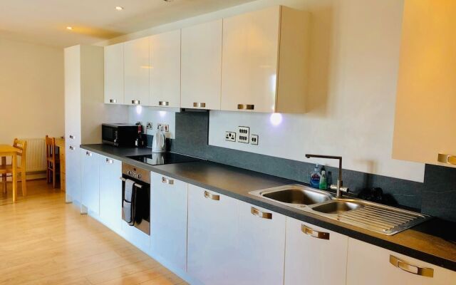 Nine Elms Reach
