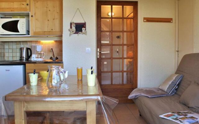 Appartement Risoul, 1 pièce, 4 personnes - FR-1-330-168