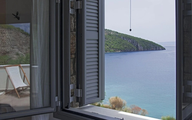 Kitries Cove