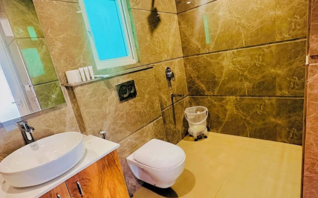 The Lodgers Luxury1BHK Service Apartment
