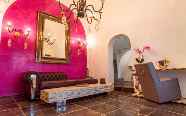 Aspaki Exclusive Hotel