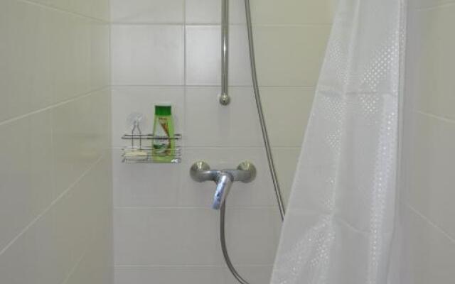 Hostel S size