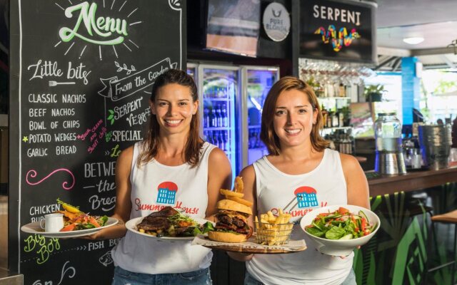 Summer House Backpackers Cairns