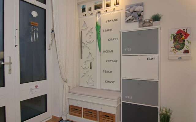 Sea View E&J Paul Comfortable Vacation Home