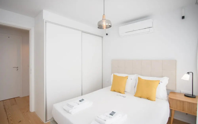 Liiiving - Modern & Glam Apartment J