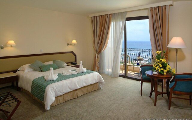Aquamare Beach Hotel & Spa