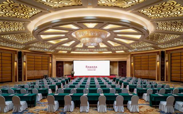 Ramada Plaza Taian