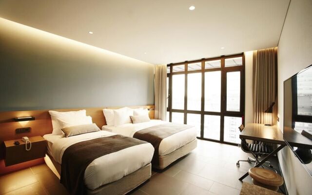 Staz Hotel Premier Dongtan