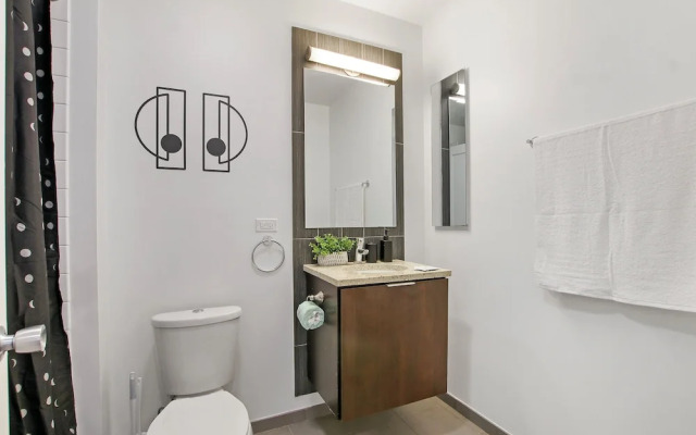 Bright Studio - Del Prado 706