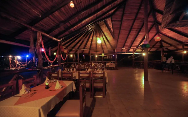 Hosteria Orkidea Lodge