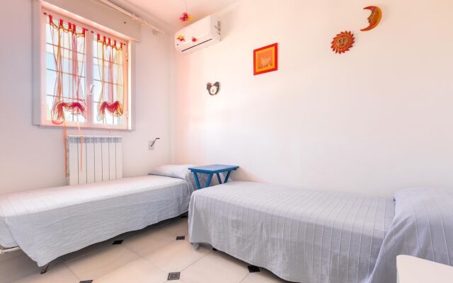 2536 Villa Degli Eucalipti by Barbarhouse