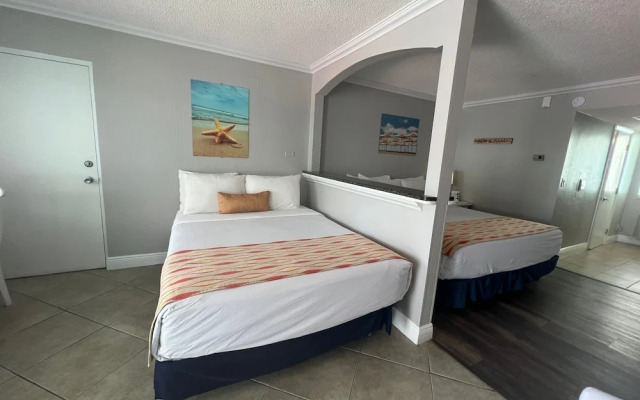 Pelican Pointe Clearwater Beach Hotel