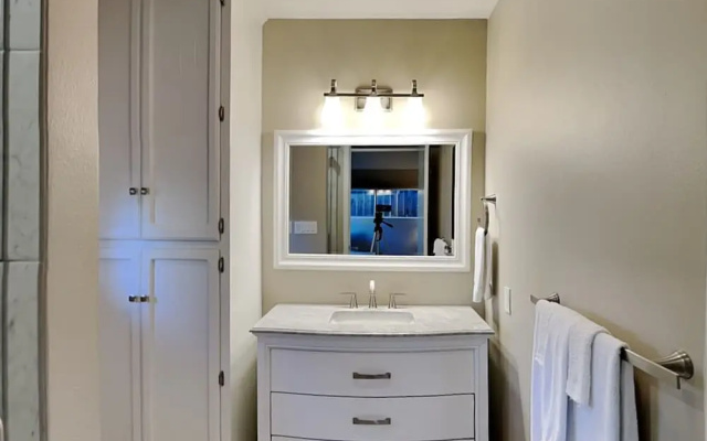 Little Bay House by Miss Kitty’s