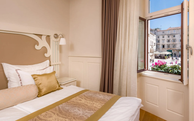 Piazza Heritage Hotel