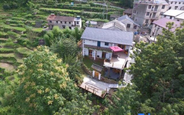 Hangzhou Lin'an Yunxiangjian Homestay (Zhexi Grand Canyon Branch)