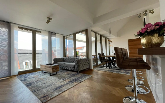 Modernes Apartment An der Frauenkirche II