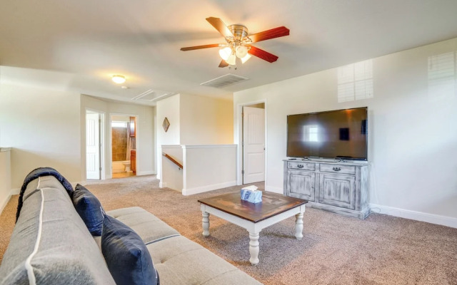 San Antonio Home w/ Fenced Yard & Patio!