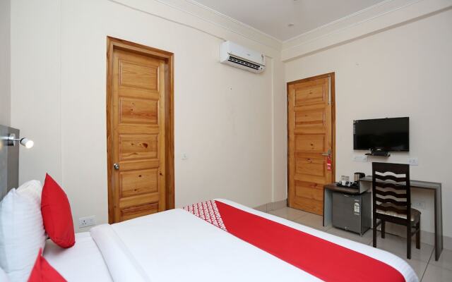 OYO 14444 JMK House