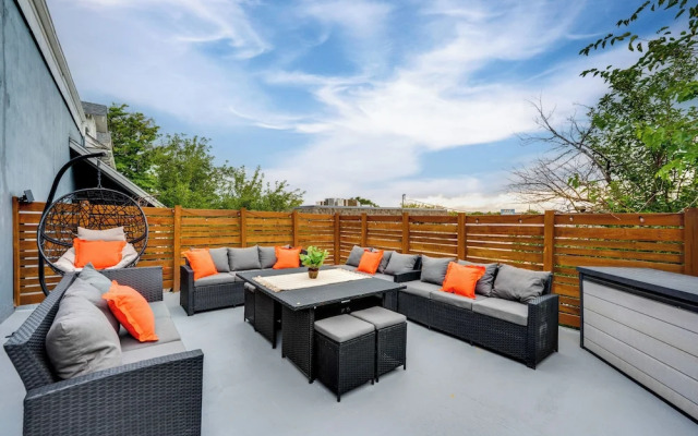 Heated Pool: Tropical Townhome in Wheat Ridge