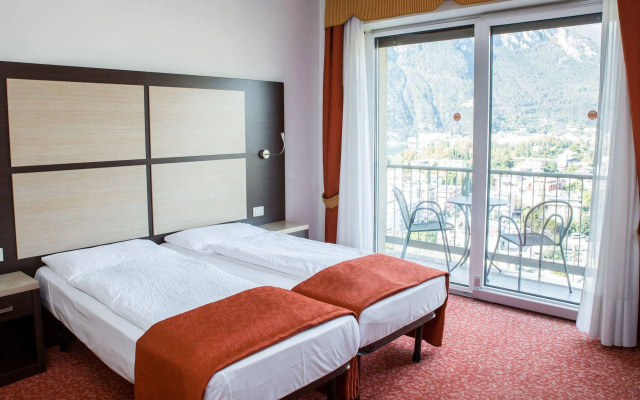 Panoramic Hotel Benacus