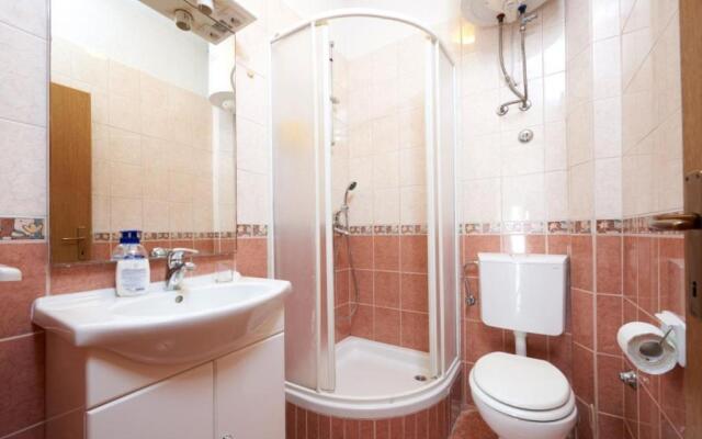 Apartments Mare - 30m from beach