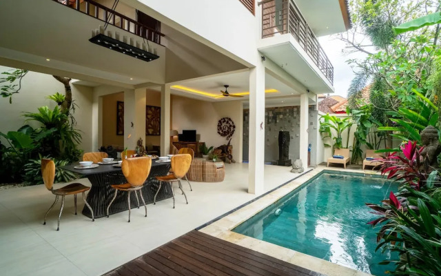 Larose Villas and Boutique Camp
