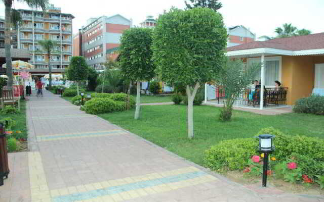 Clover Magic Park Beach Alanya
