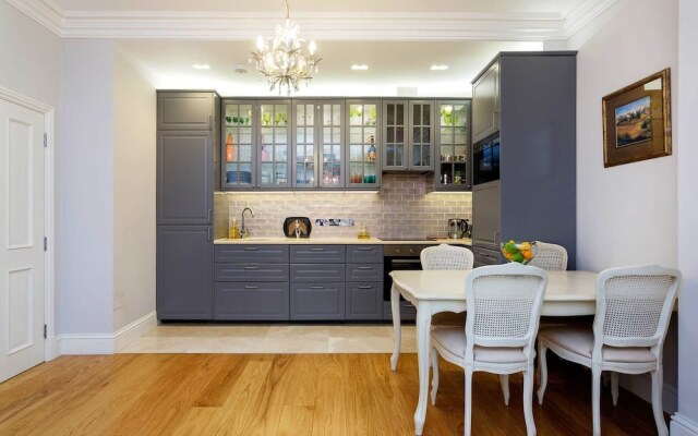 Pristine by Pimlico Gardens