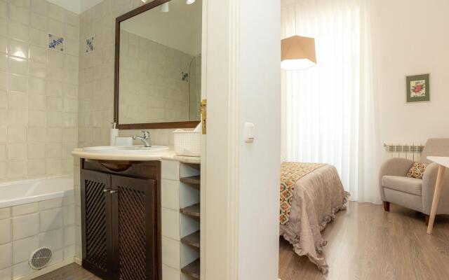 Liberdade 53 by Rent4all