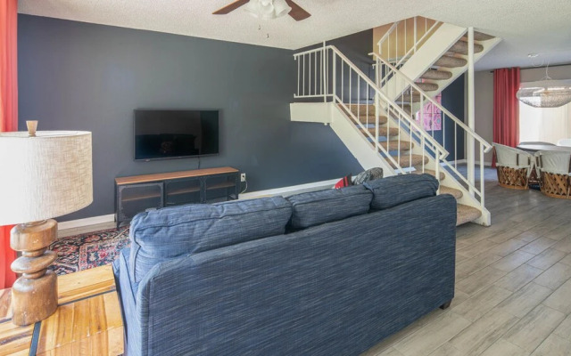 Stylish Townhome in Tempe by WanderJaunt