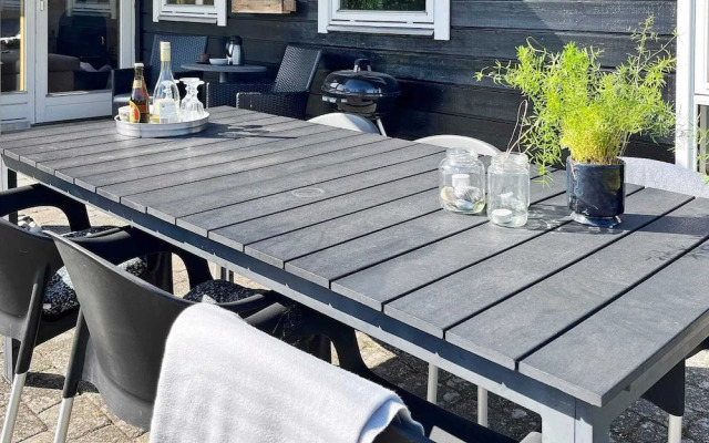 6 Person Holiday Home in Tarm