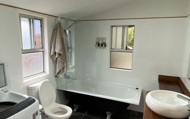 4 Bedroom Family Friendly Retreat