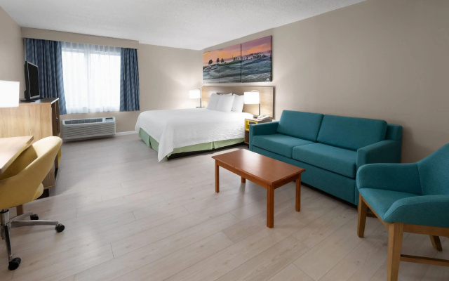 Days Inn & Suites by Wyndham Seaford