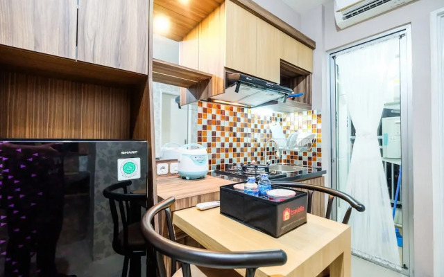 Classic 2BR Bassura City Apartment