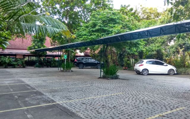Paku Mas Hotel