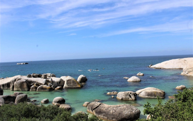 South Shore Beach Apartments, Harrier 202