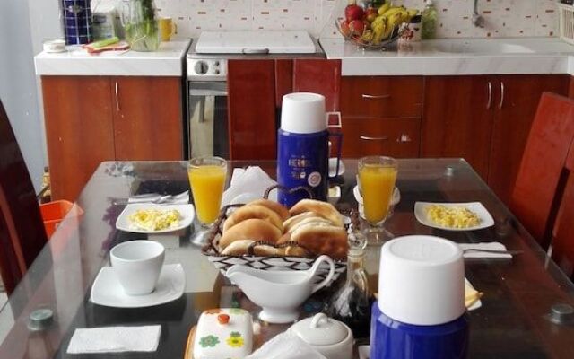 Hermoza House Bed & Breakfast