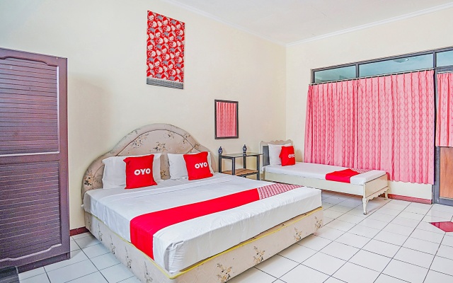 OYO 90132 Lie Mas Hotel