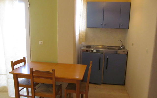 Irini Apartments