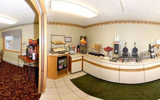 Baymont Inn & Suites Marinette