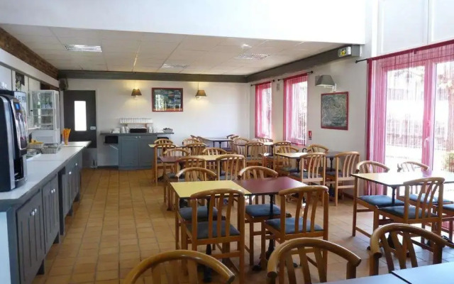 Brit Hotel Bosquet